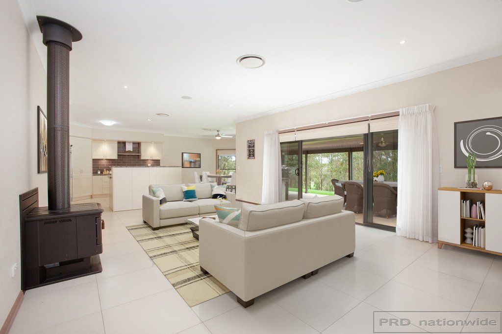 12 Thornbill Grove THORNTON 5