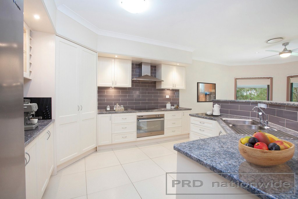 12 Thornbill Grove THORNTON 7
