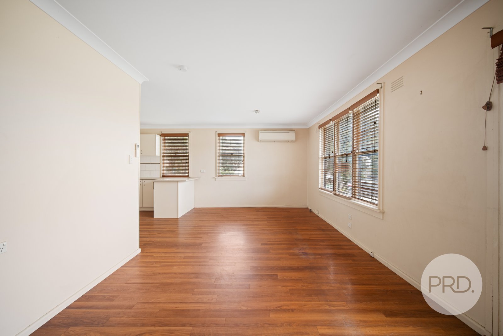 12 Tichborne Crescent KOORINGAL 3