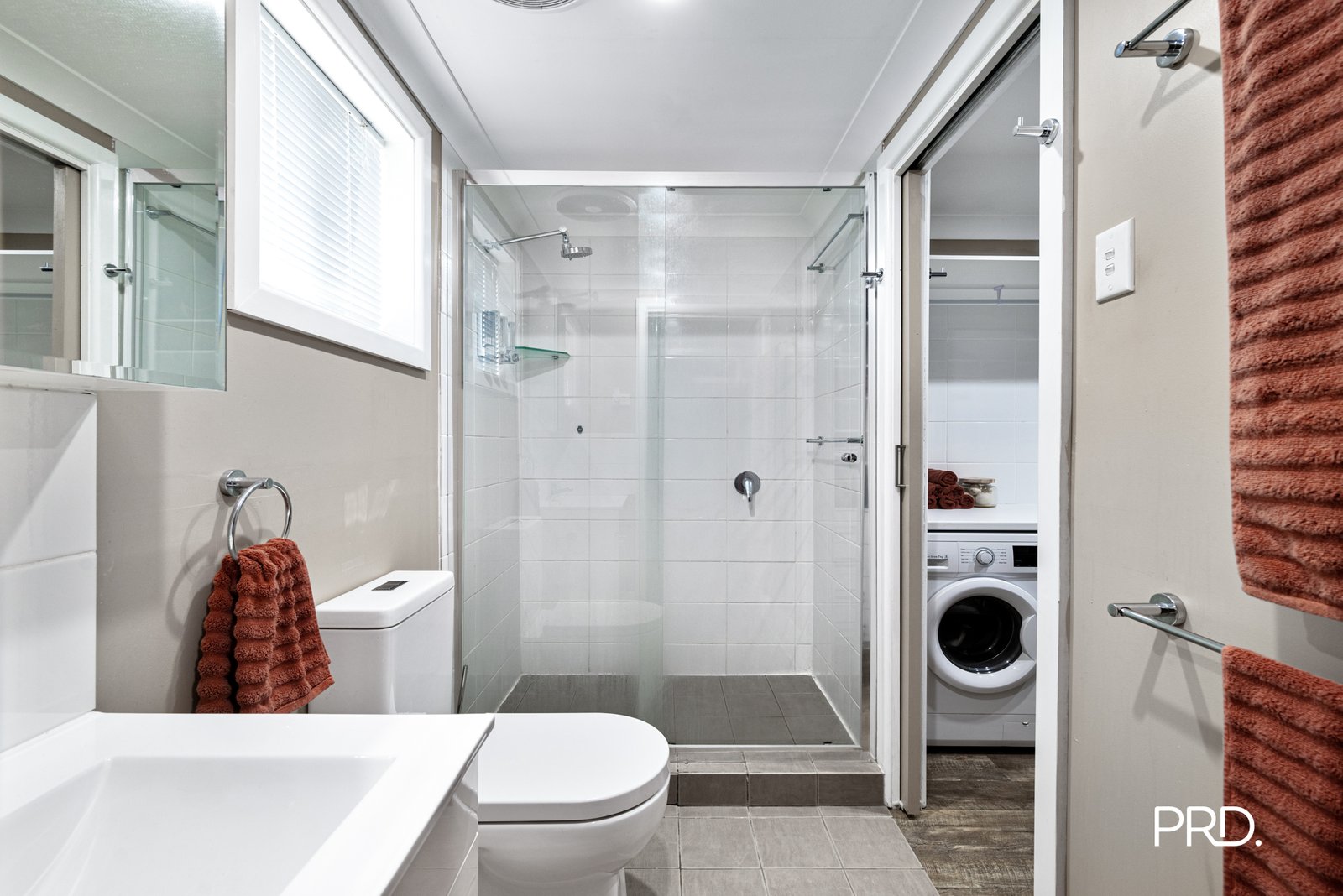 12 Tidswell St  ST MARYS 11