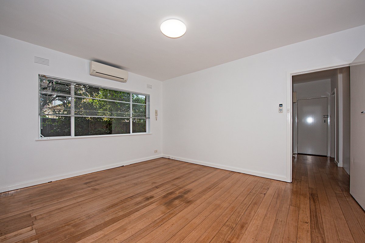 Gallery: 1/2 Tivoli Place