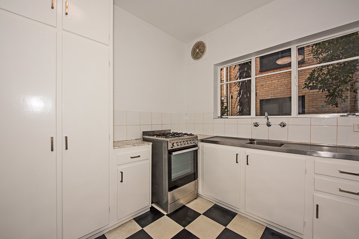 Gallery: 1/2 Tivoli Place