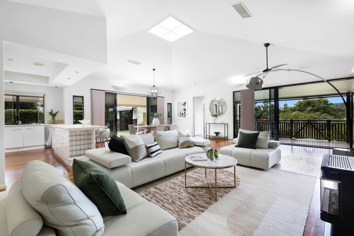 12 Tobin Way Tallebudgera 2