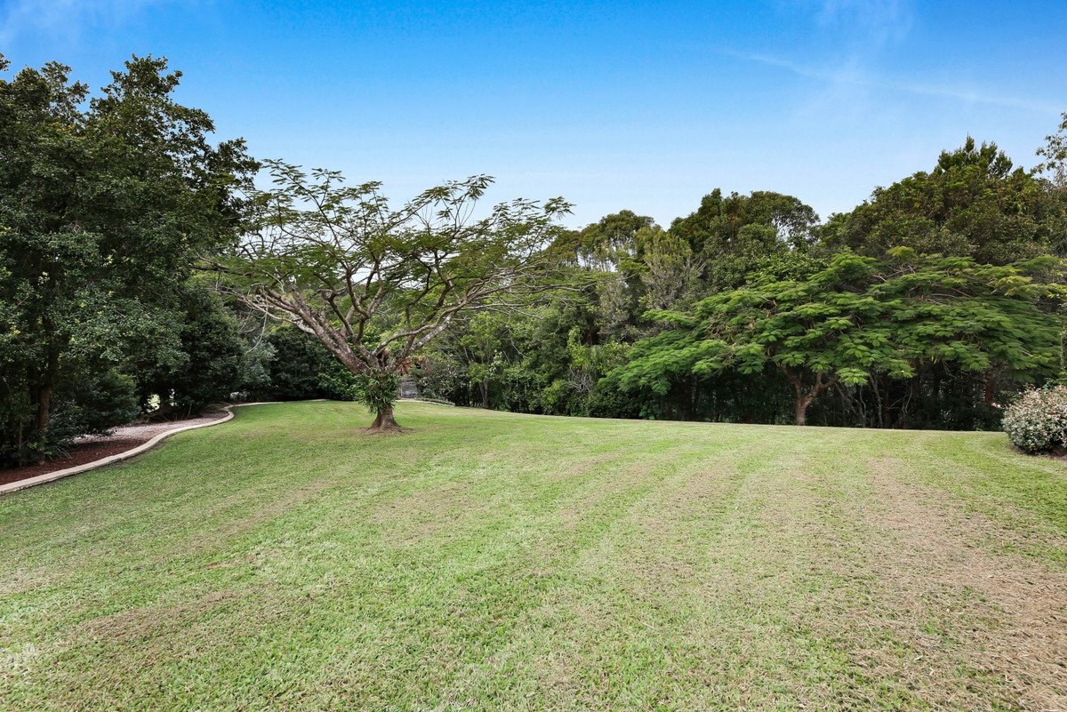 12 Tobin Way Tallebudgera 4