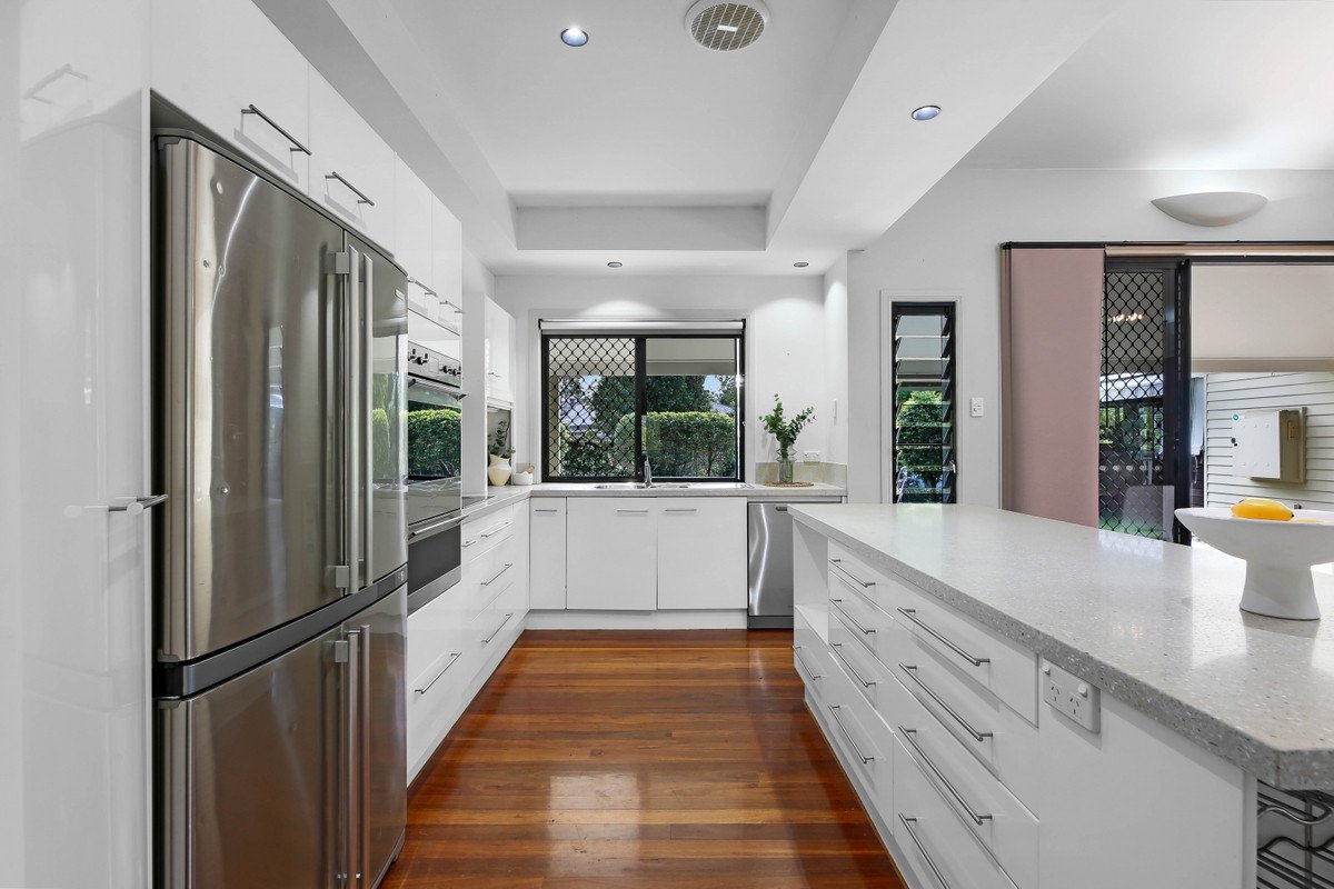 12 Tobin Way Tallebudgera 11