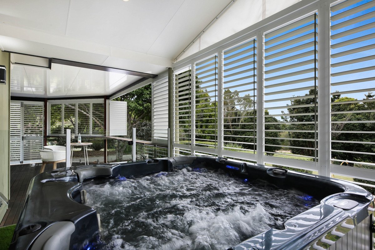 12 Tobin Way Tallebudgera 17