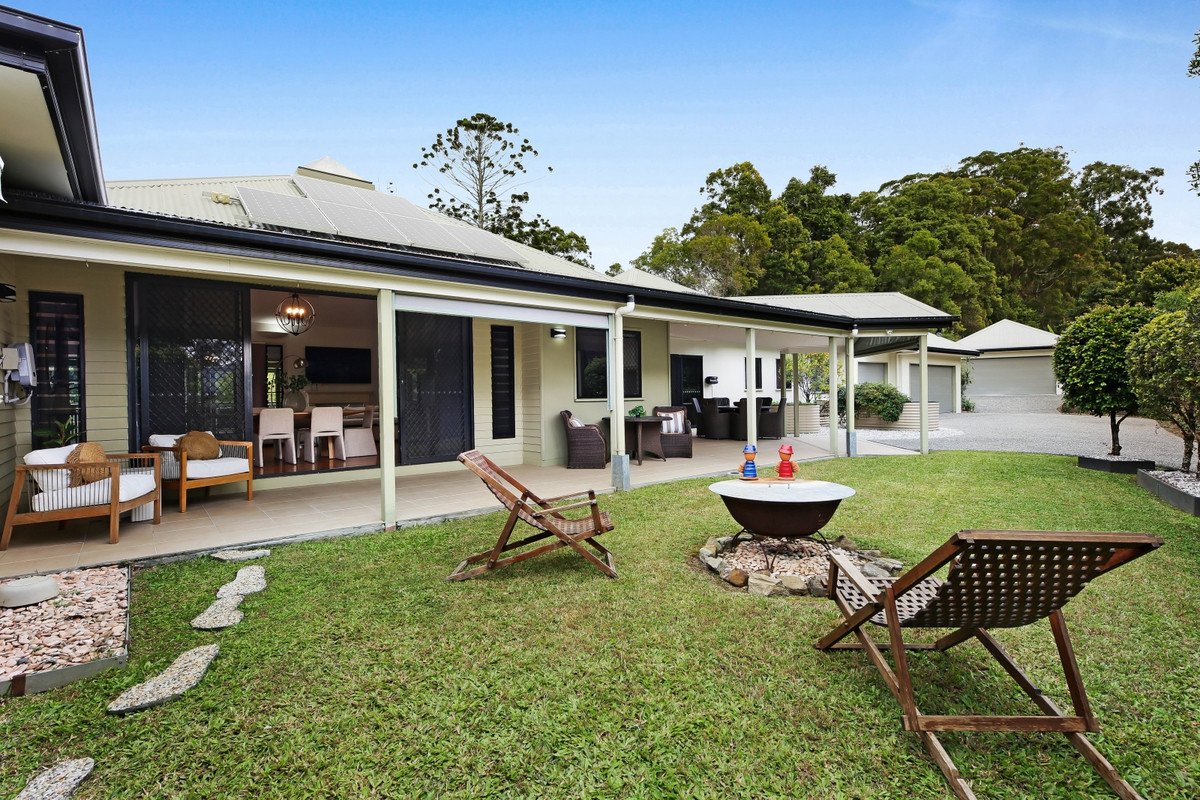 12 Tobin Way Tallebudgera 25