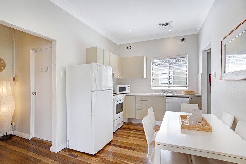 12 Tomaree Road SHOAL BAY 10