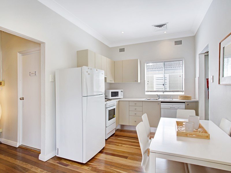12 Tomaree Road SHOAL BAY 5