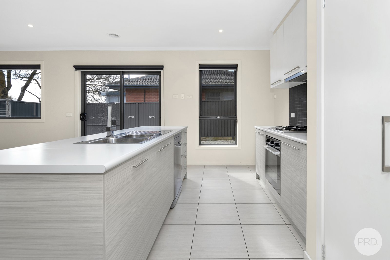 12 Towong Street ALFREDTON 4