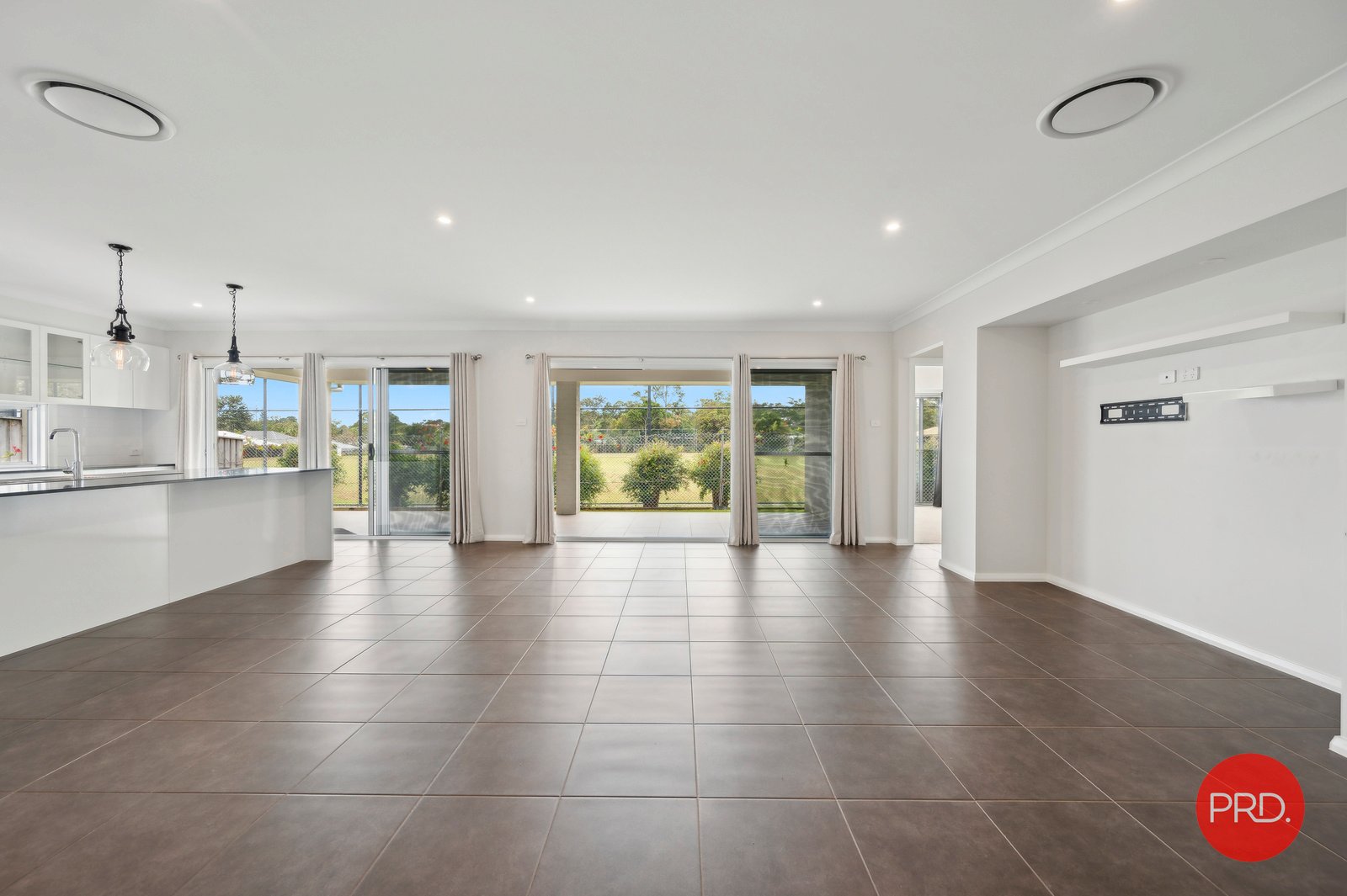 12 Trevally Street KORORA 11