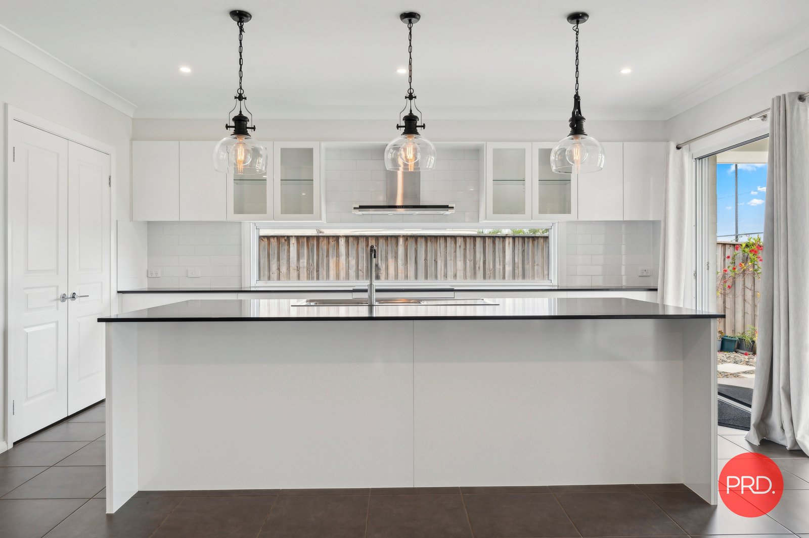 12 Trevally Street KORORA 12