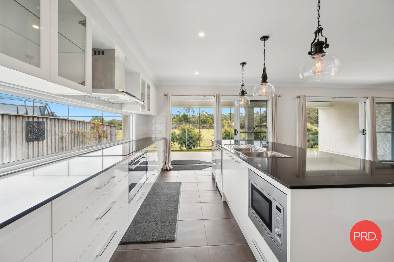 12 Trevally Street KORORA 14