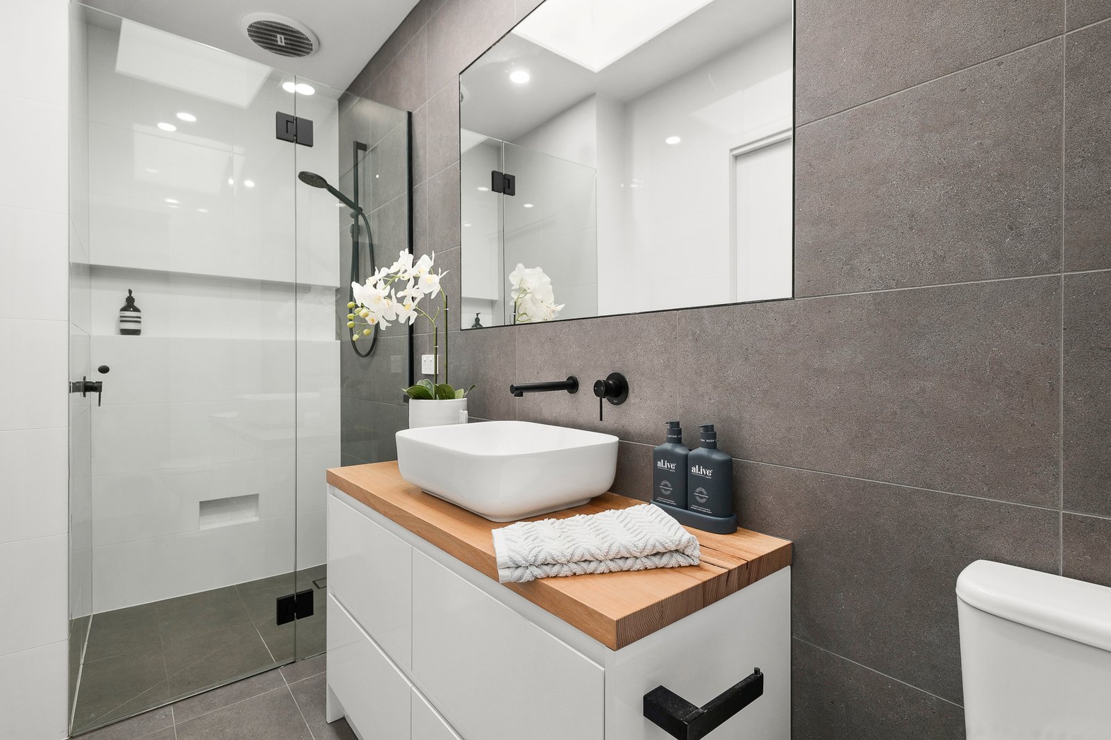 Real Estate and Property in 12 Tyrone Street, South Yarra, VIC