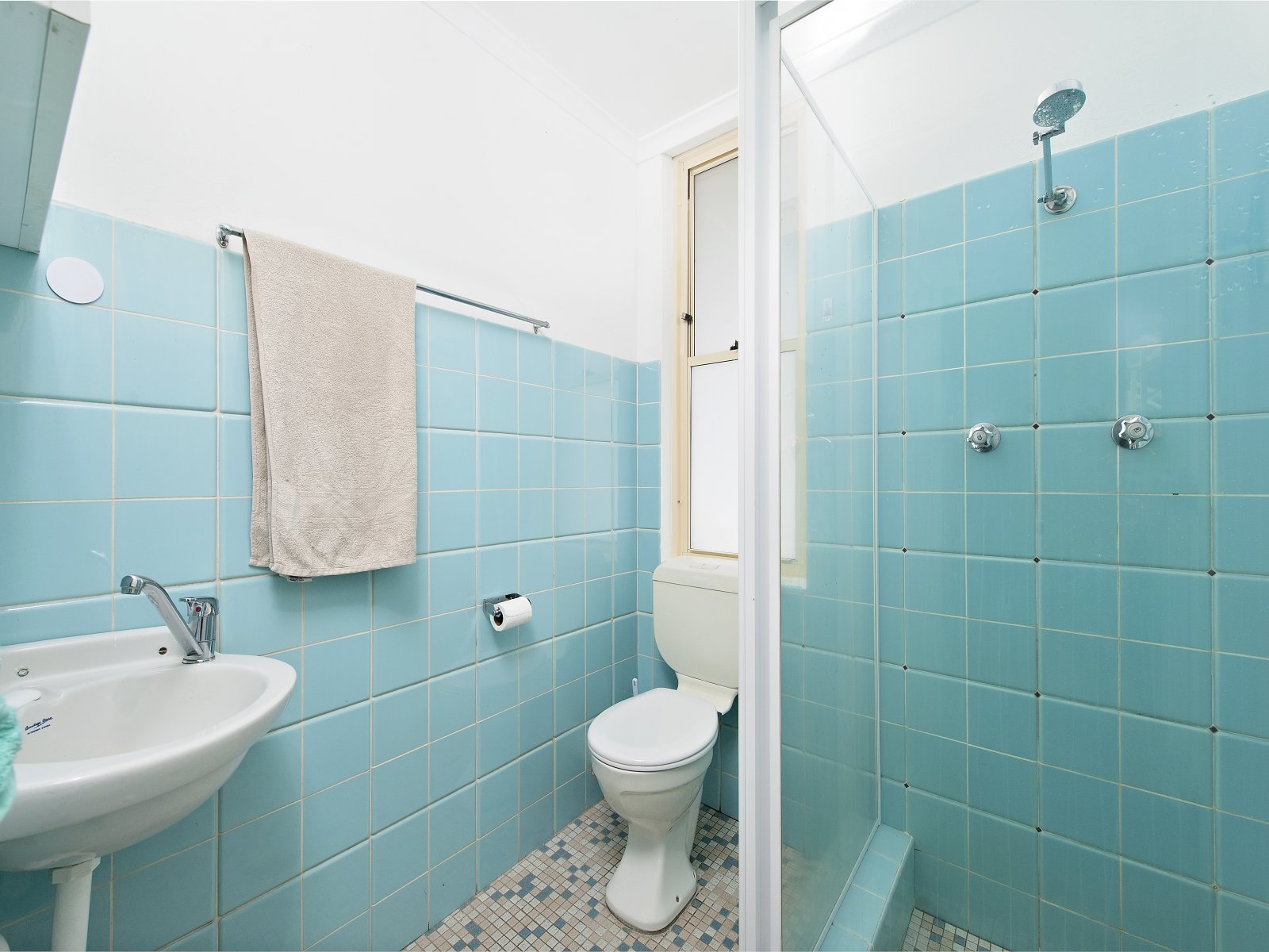 1/2 Victor Parade SHOAL BAY 10