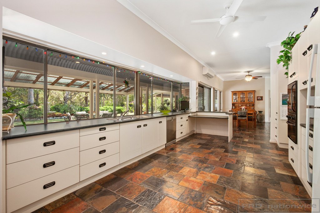 12 Walter Parade BLACK HILL 2