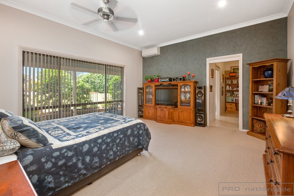 12 Walter Parade BLACK HILL 13