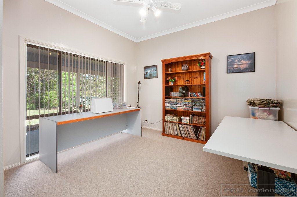 12 Walter Parade BLACK HILL 18