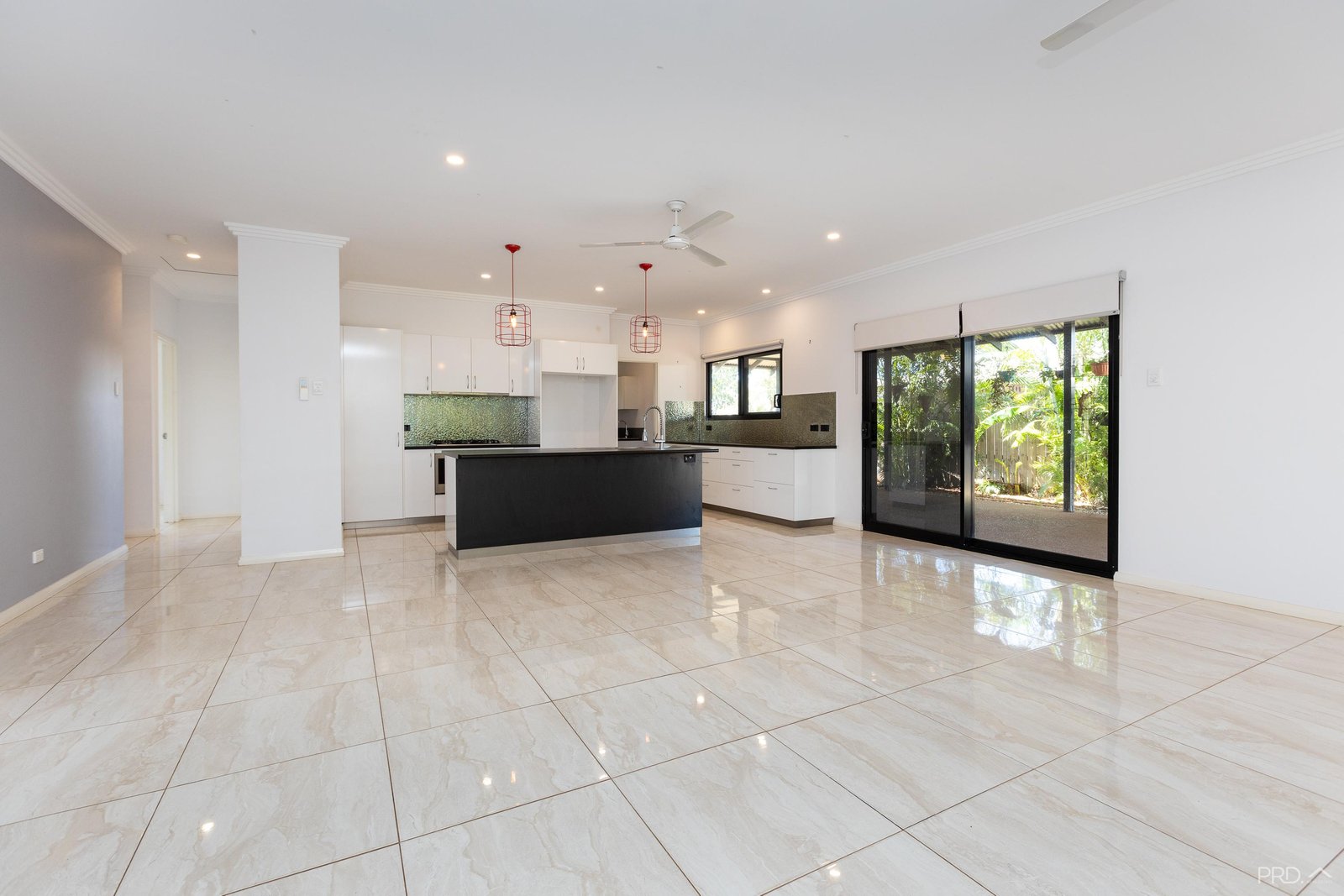 12 Warnangarri Lane CABLE BEACH 8