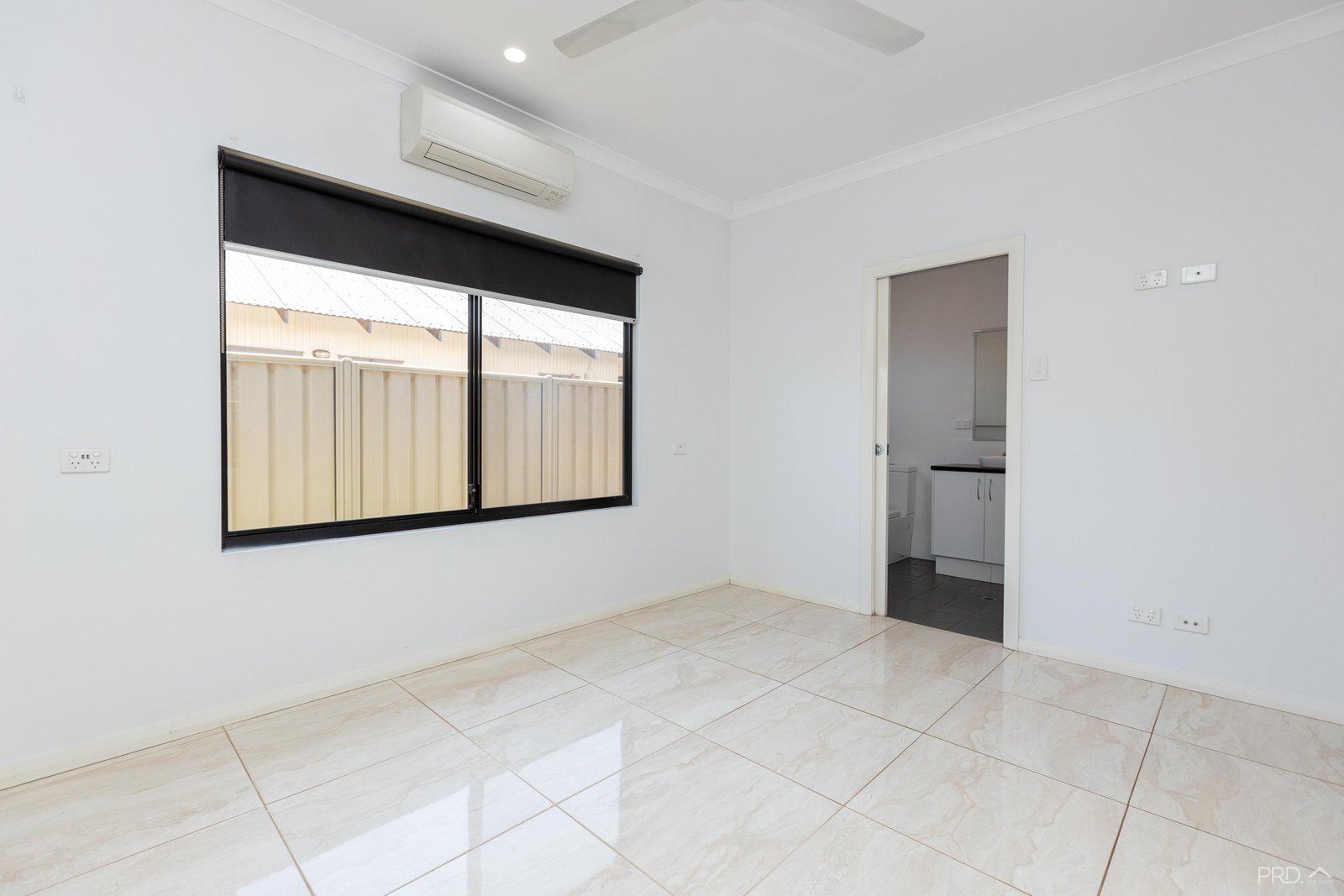 12 Warnangarri Lane CABLE BEACH 17