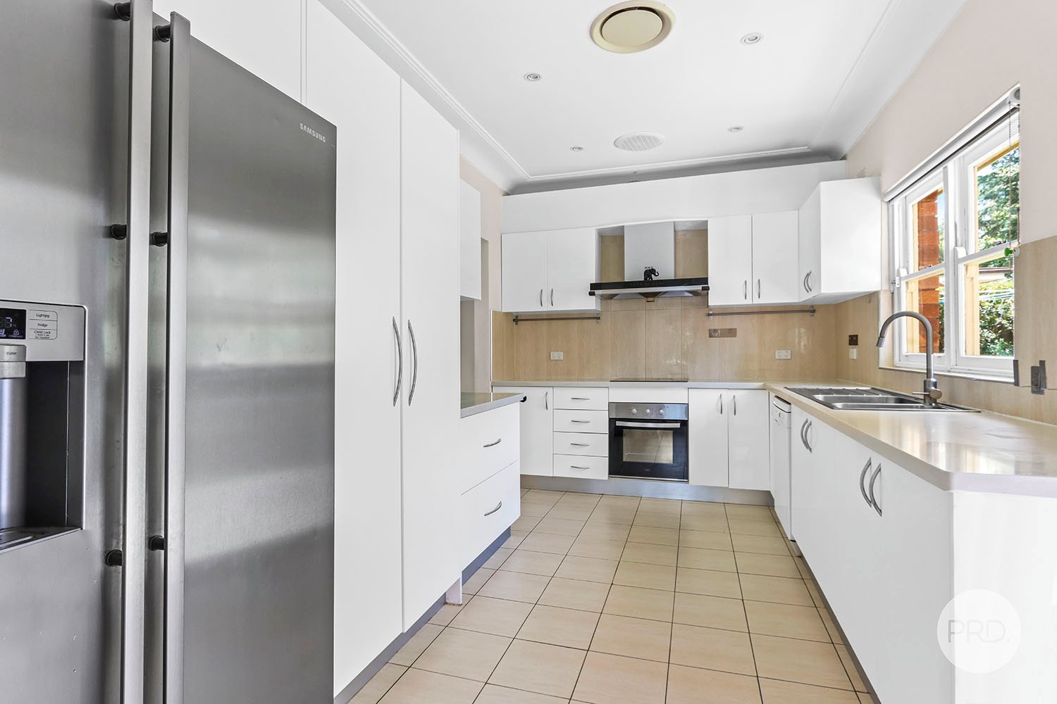 12 Waterfall Road OATLEY 2