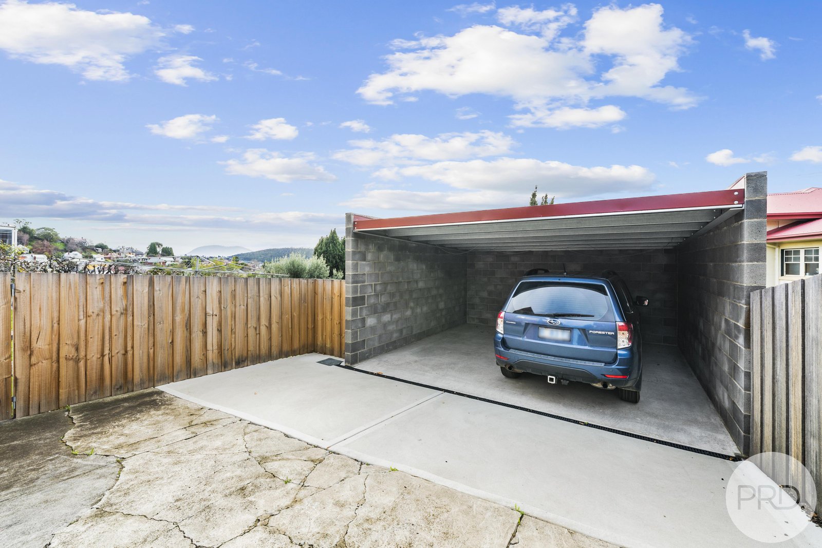 12 Watkins Avenue WEST HOBART 9