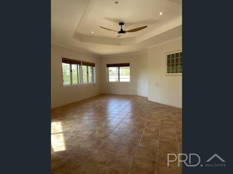 12 Watts Place BAYNTON 4