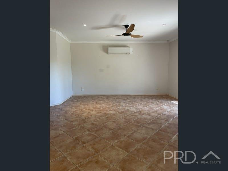 12 Watts Place BAYNTON 8