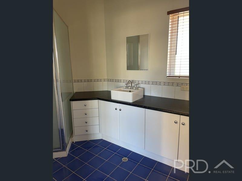 12 Watts Place BAYNTON 10