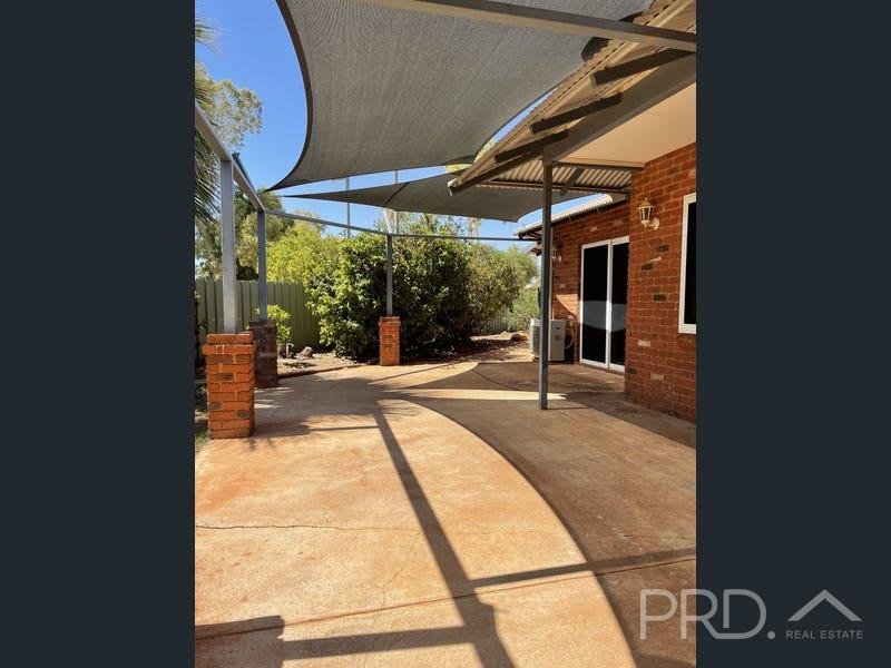 12 Watts Place BAYNTON 13