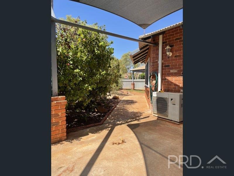 12 Watts Place BAYNTON 14