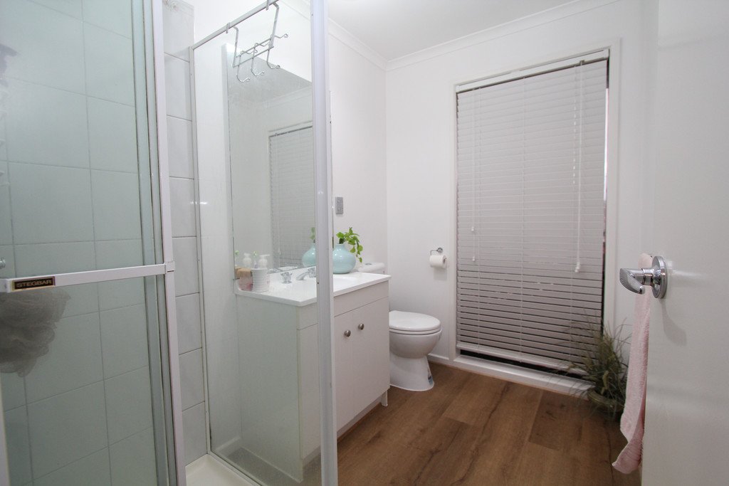 12 Webster Drive SEBASTOPOL 6