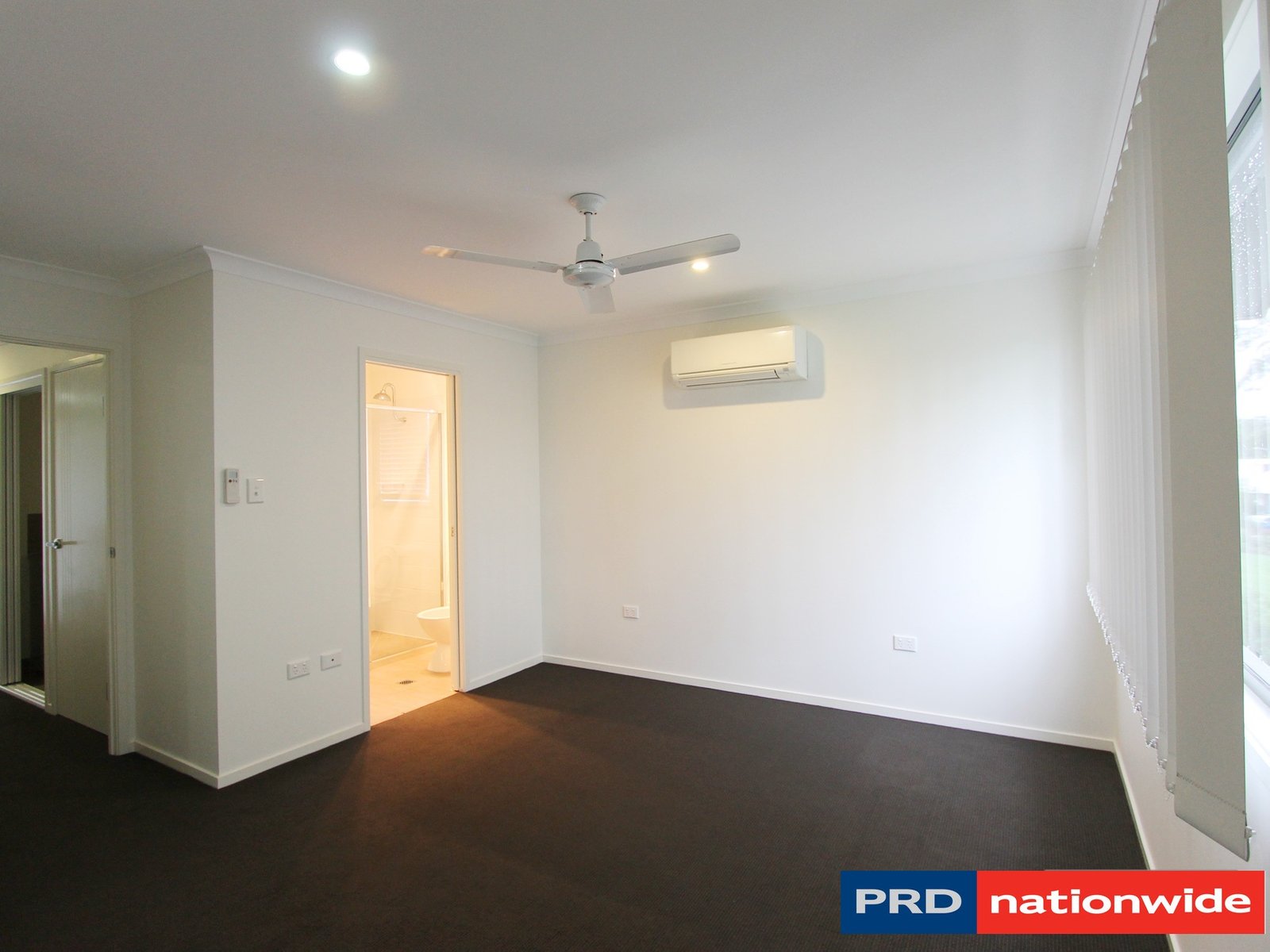 12 Wedgetail Road CLINTON 2