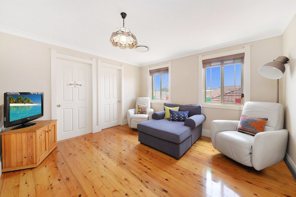 12 Wellington Street ROSEBERY 3