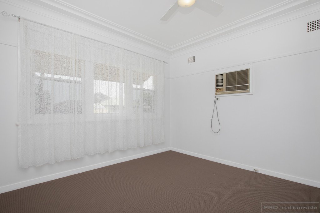 12 Western Avenue TARRO 5