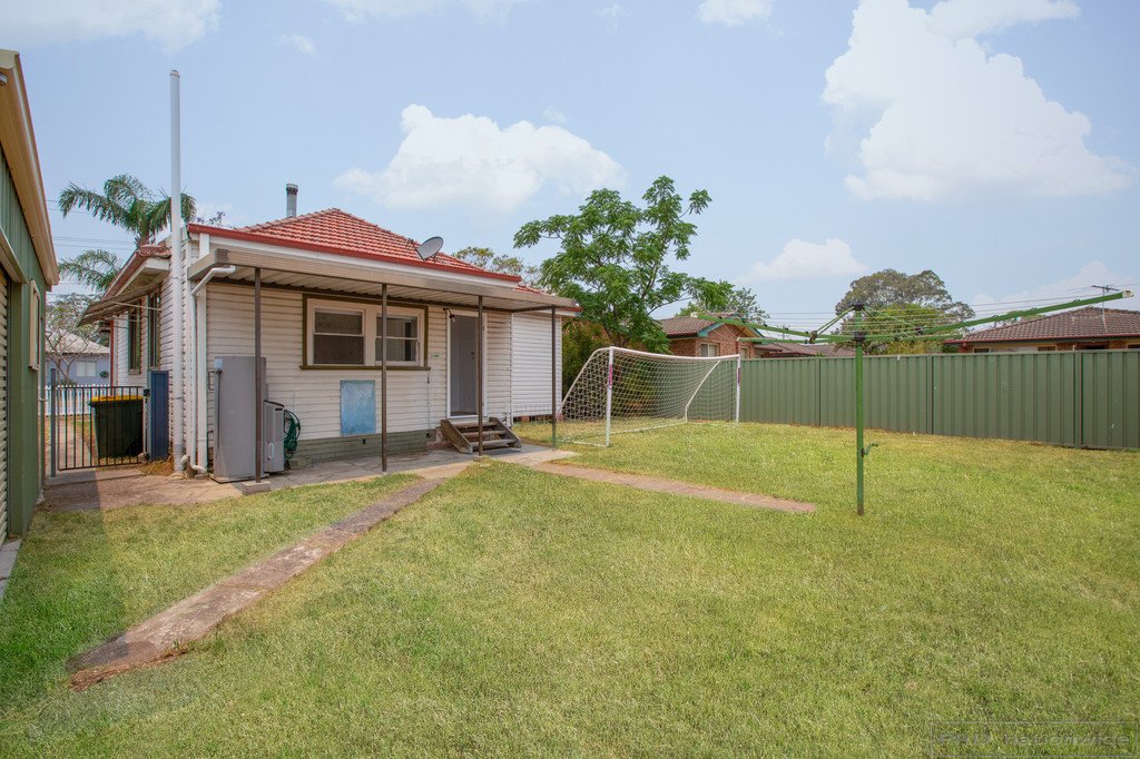 12 Western Avenue TARRO 8