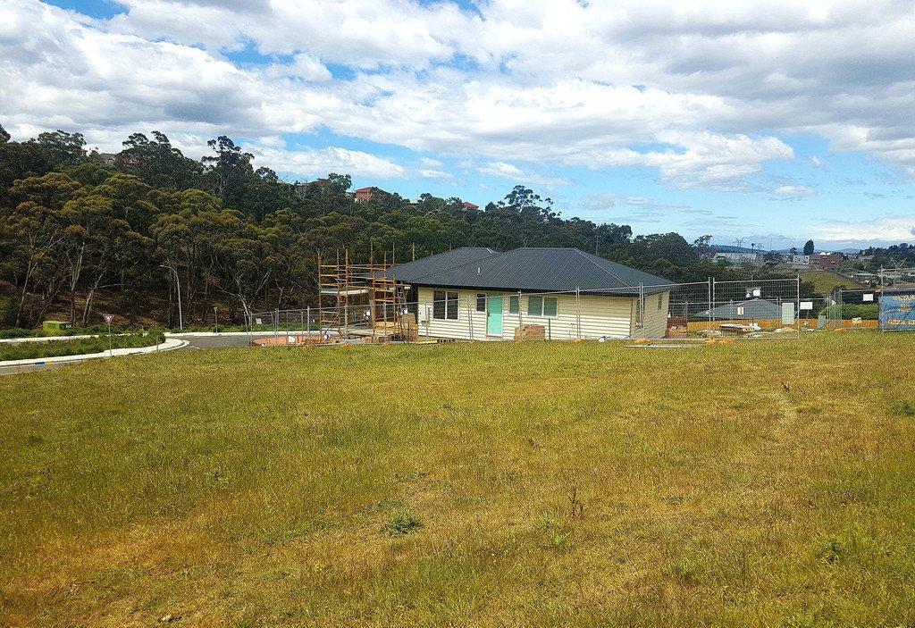 12 Westinwood Road LENAH VALLEY 1
