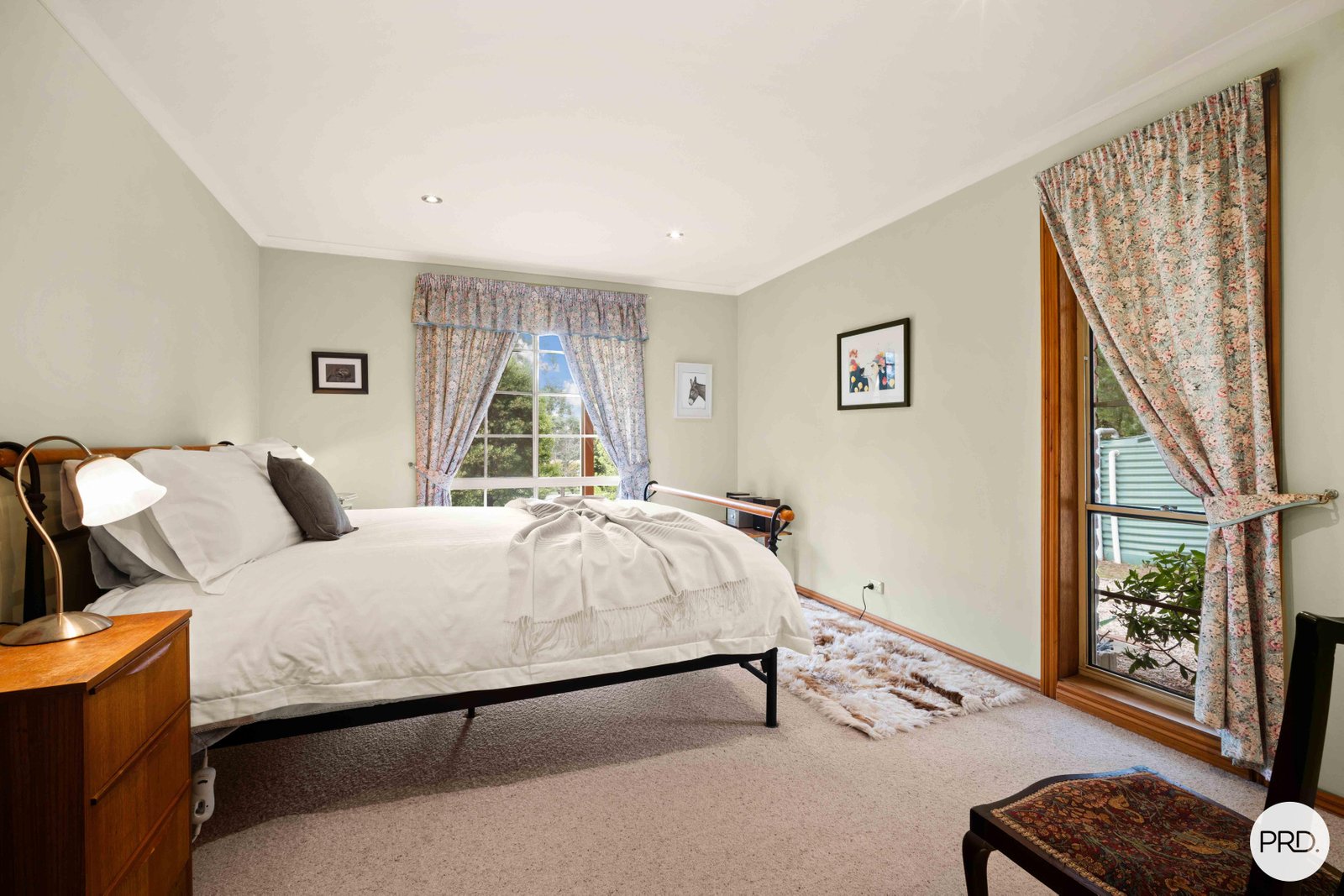 12 White Hills Road CRESWICK 9