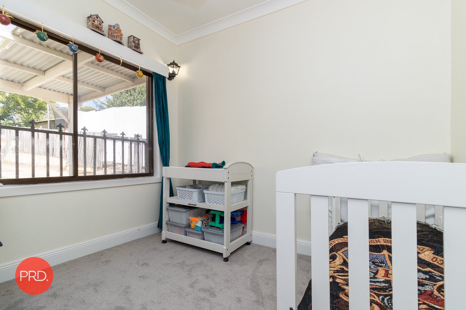 12 Wilga Street CAPTAINS FLAT 8