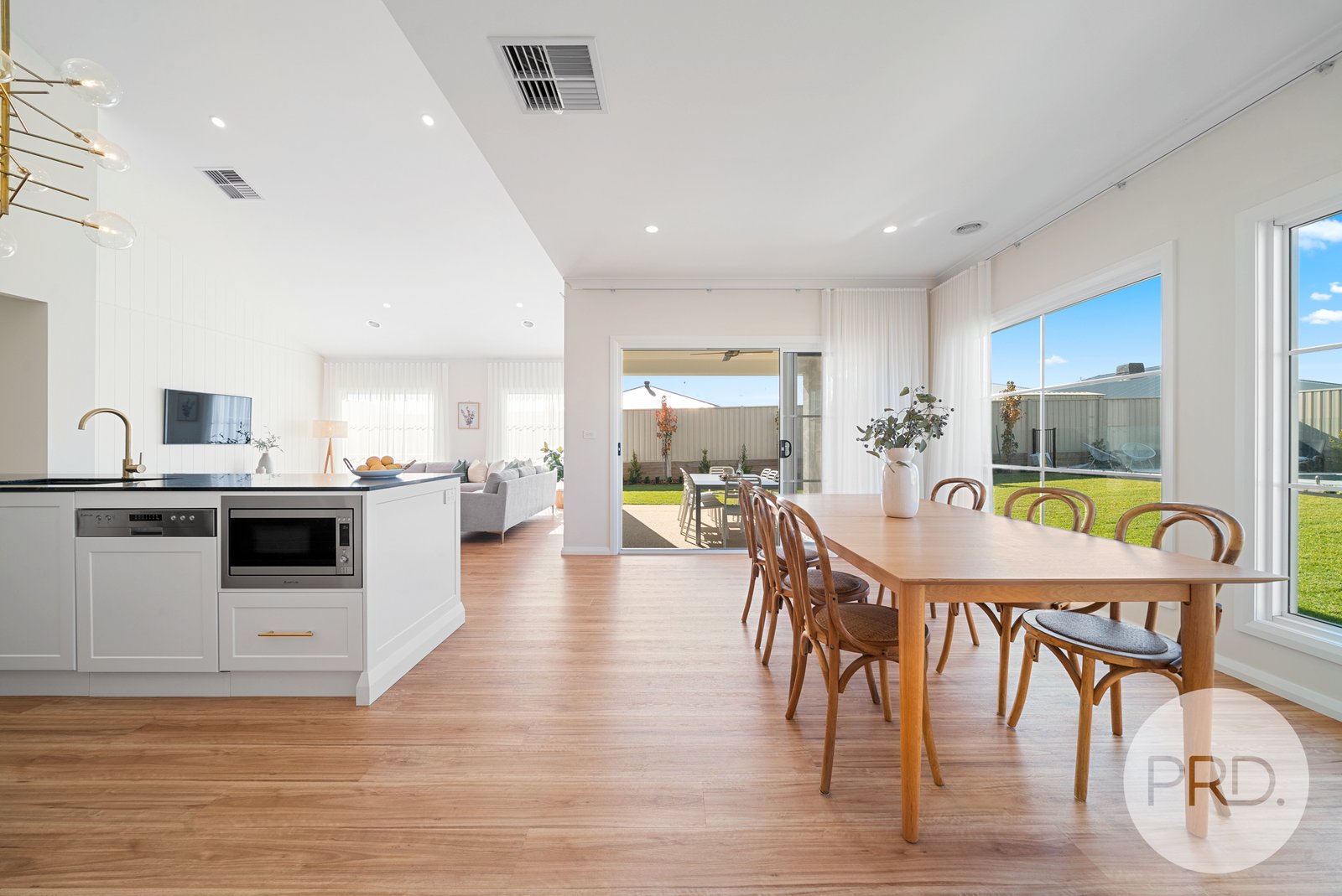 12 Willie Ploma Place GOBBAGOMBALIN 9