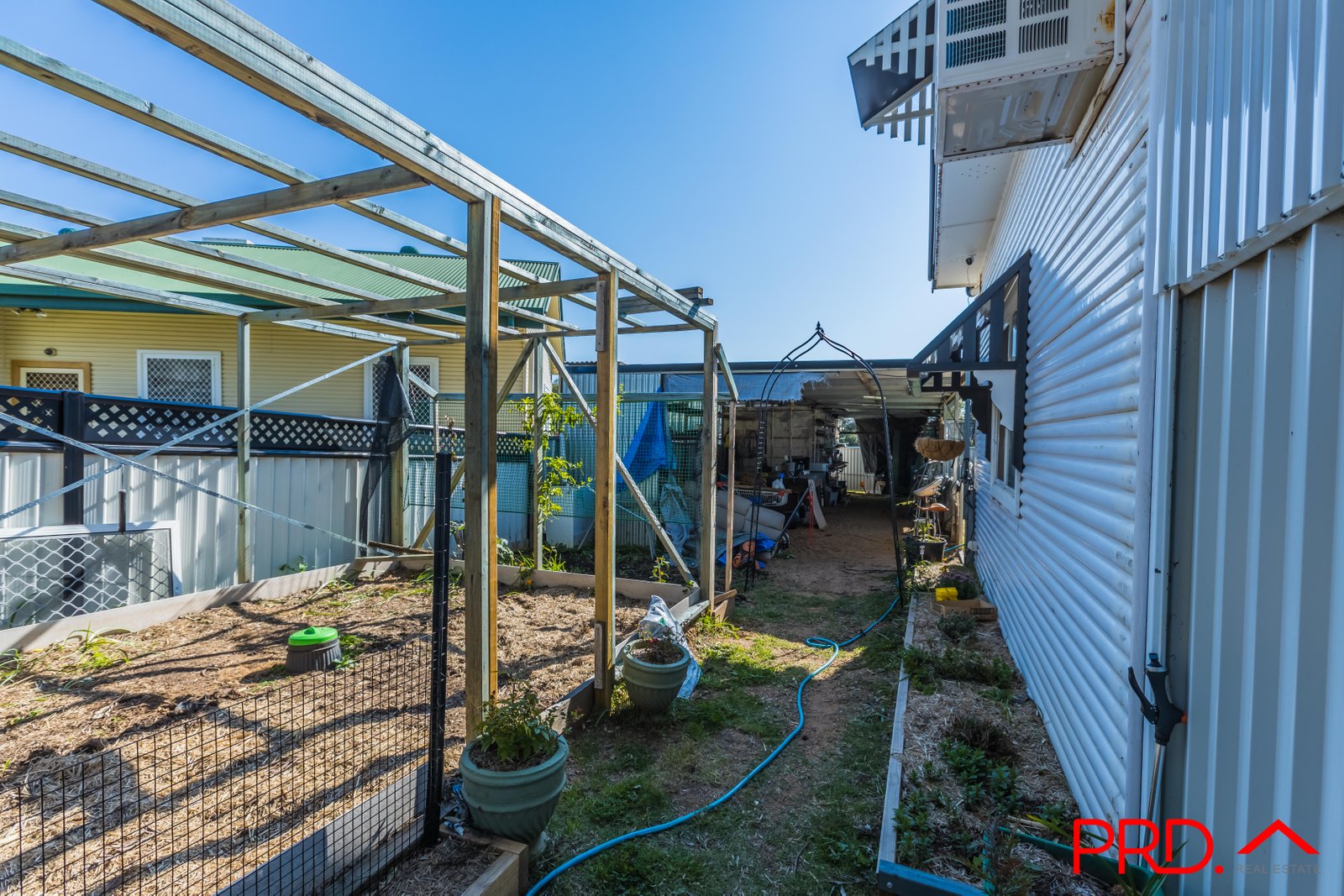 12 Willow Street TAMWORTH 24