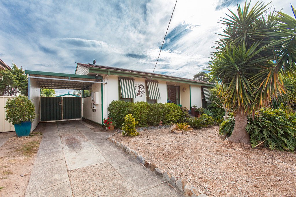 12 Windermere Avenue WOODBERRY 1