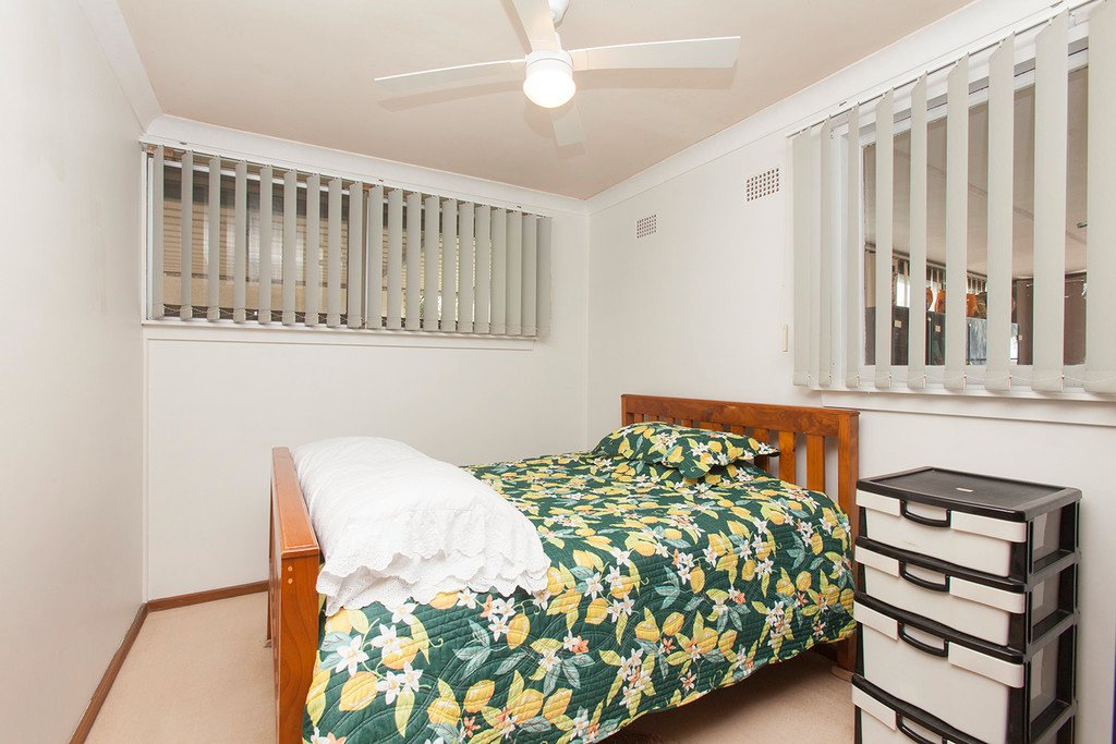 12 Windermere Avenue WOODBERRY 11