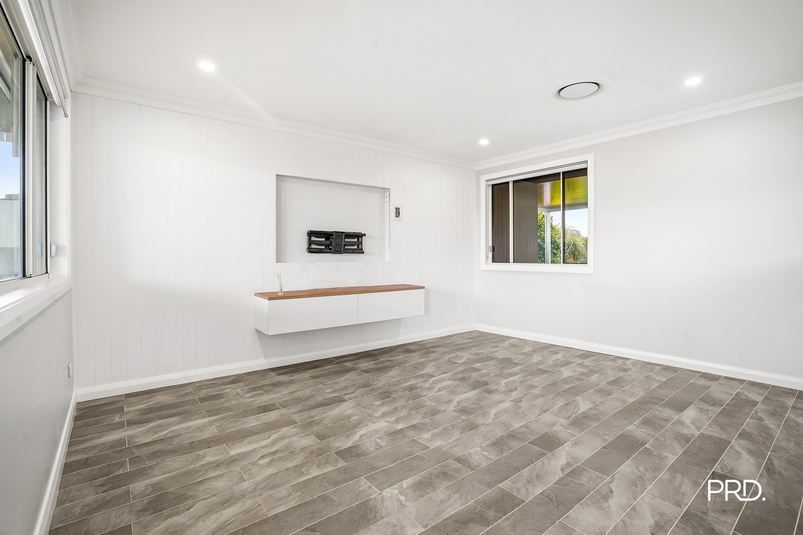 12 Winna Pl  Glenmore Park 4