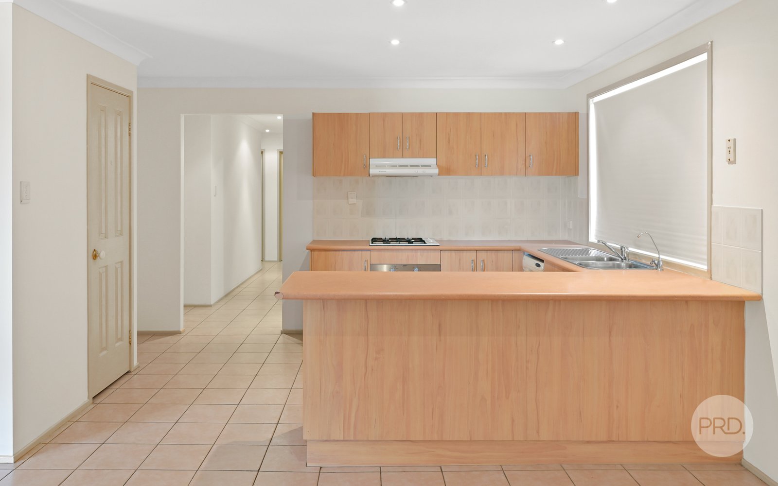 12 Winna Place GLENMORE PARK 6