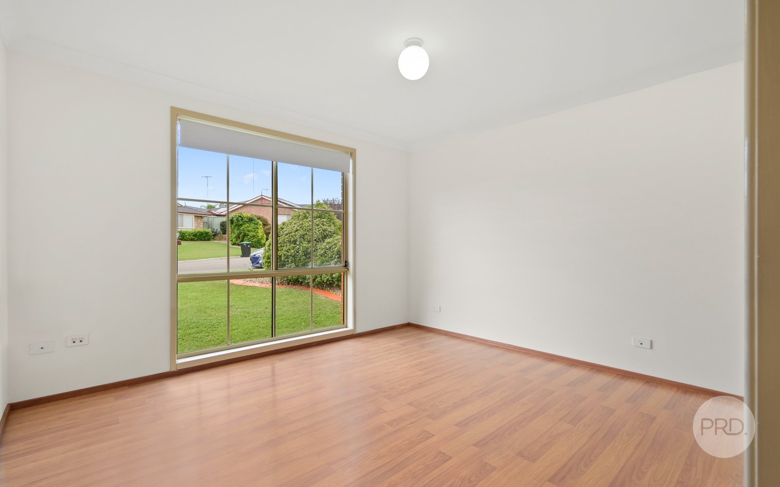 12 Winna Place GLENMORE PARK 7