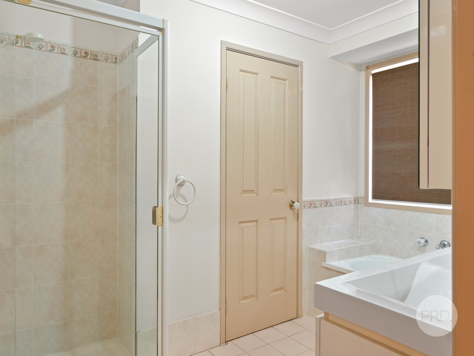 12 Winna Place GLENMORE PARK 10