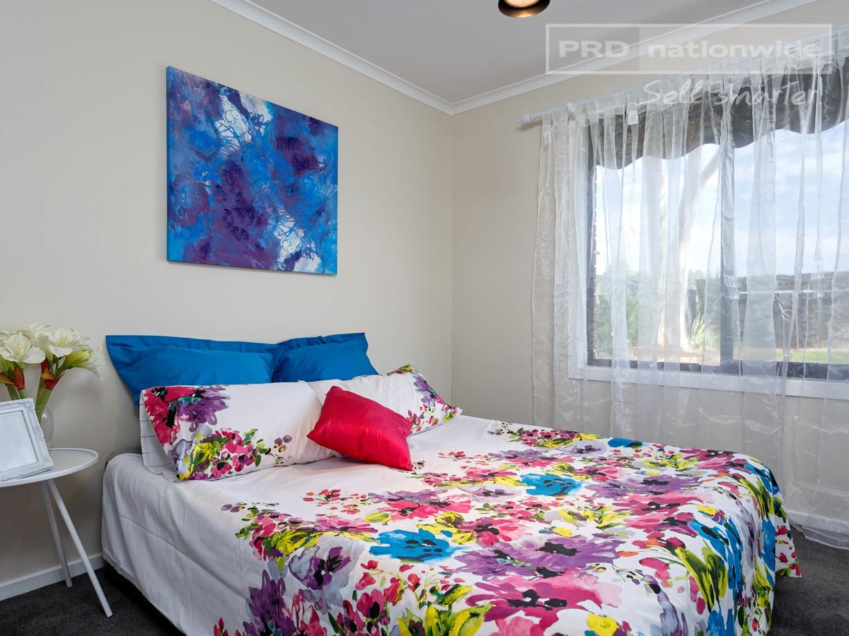 12 Wiradjuri Crescent WAGGA WAGGA 8