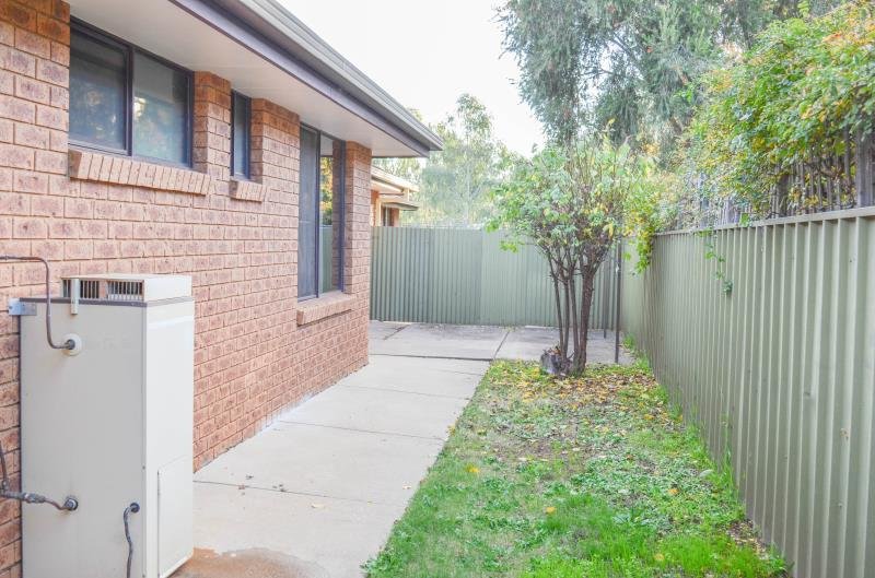 1/2 Wiradjuri  WAGGA WAGGA 8