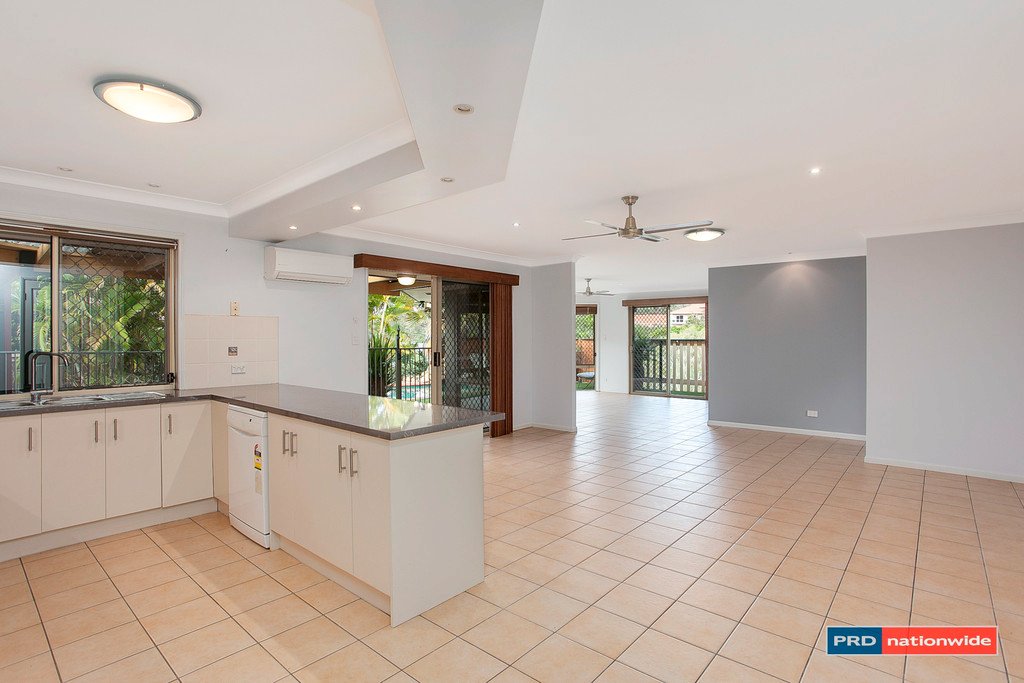 12 Wonga Street BURLEIGH HEADS 4